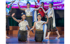 Đoàn Lưu học sinh Lào - Thái Lan tổ chức Hội diễn văn nghệ chào mừng Quốc khánh Lào và Thái Lan